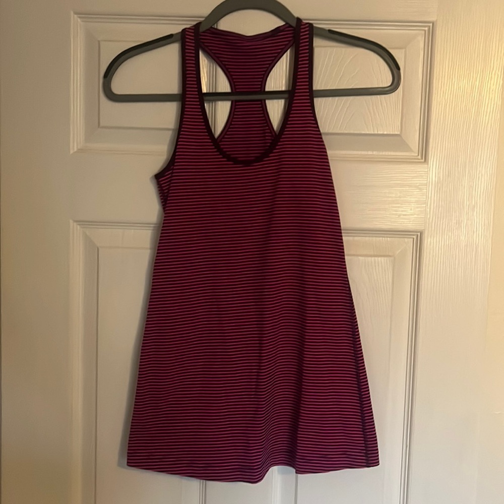 lululemon pink tank top